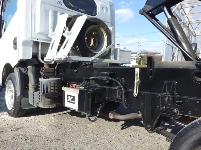 日産アトラスダンプ小型（2t・3t）[写真28]