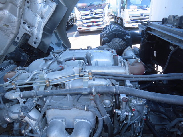 いすゞギガ冷凍車（冷蔵車）大型（10t）[写真17]