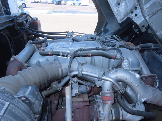 いすゞギガ冷凍車（冷蔵車）大型（10t）[写真18]