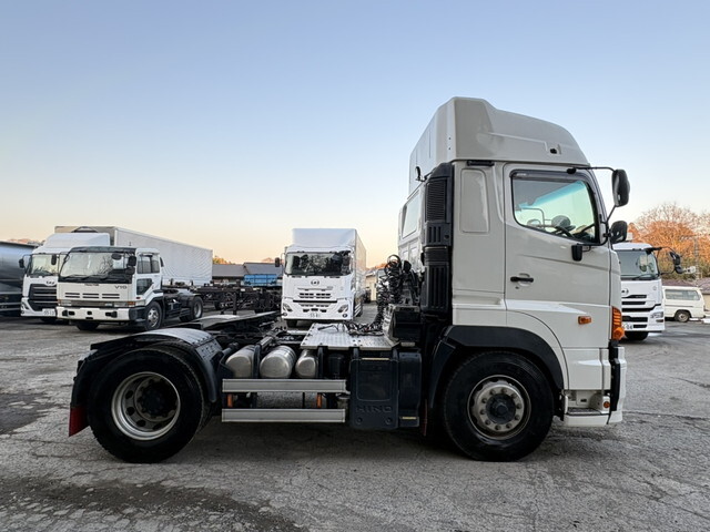 日野プロフィアトレーラーヘッド（トラクターヘッド）大型（10t）[写真06]