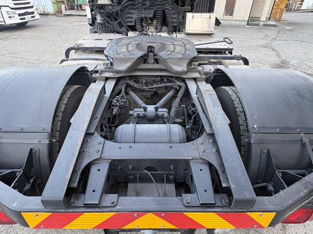 日野プロフィアトレーラーヘッド（トラクターヘッド）大型（10t）[写真07]