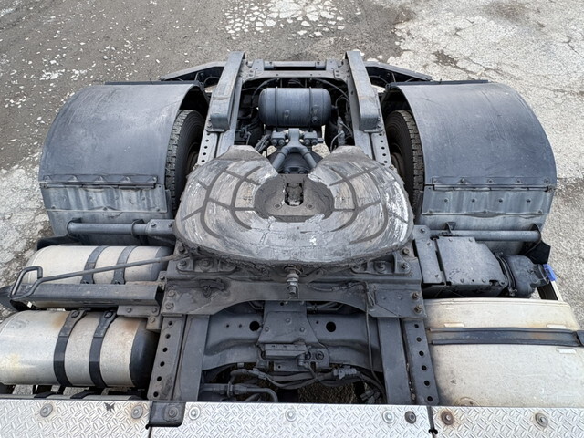 日野プロフィアトレーラーヘッド（トラクターヘッド）大型（10t）[写真08]