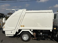 いすゞエルフパッカー車（塵芥車）小型（2t・3t）[写真07]