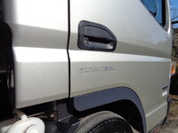 三菱ふそうキャンターセーフティローダー小型（2t・3t）[写真21]