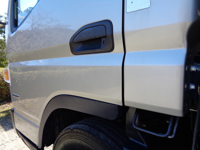 三菱ふそうキャンターセーフティローダー小型（2t・3t）[写真21]