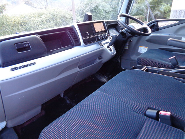 三菱ふそうキャンターセーフティローダー小型（2t・3t）[写真28]