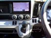 三菱ふそうキャンターセーフティローダー小型（2t・3t）[写真32]