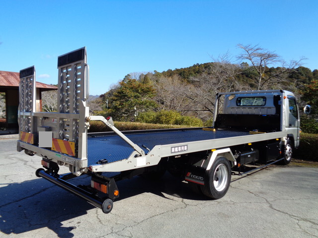 三菱ふそうキャンターセーフティローダー小型（2t・3t）[写真04]