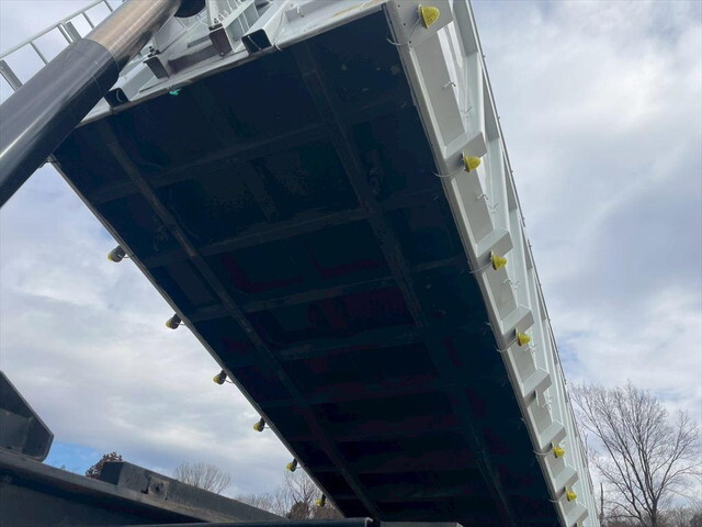 その他のメーカーその他の車種土砂禁ダンプトレーラー大型（10t）[写真13]