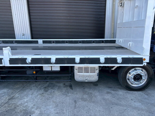 日野プロフィアセルフクレーン4段大型（10t）[写真23]