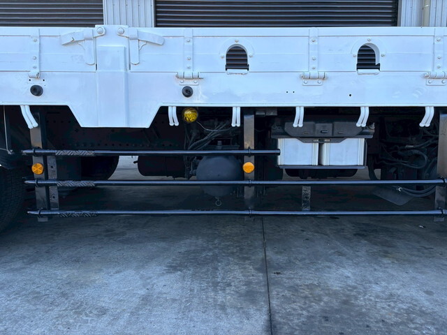 日野プロフィアセルフクレーン4段大型（10t）[写真27]