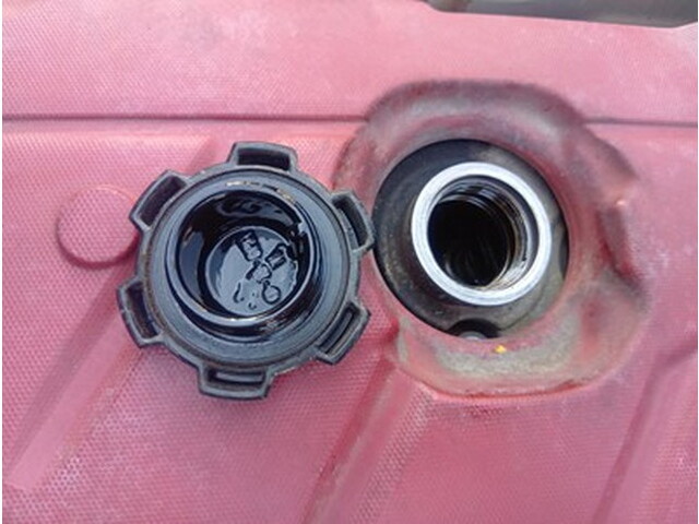 トヨタトヨエース平ボディ小型（2t・3t）[写真15]