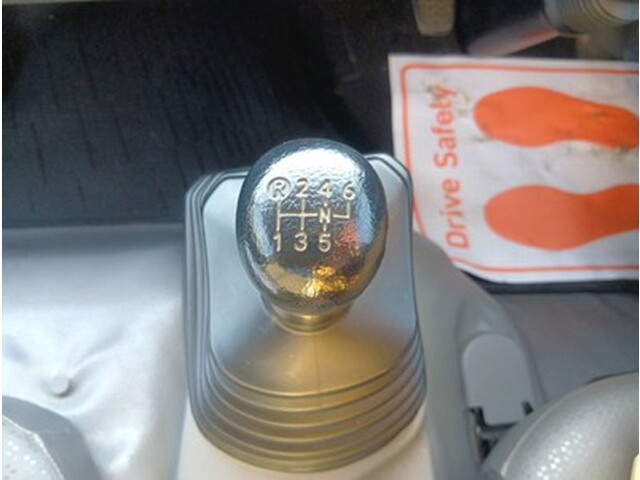 トヨタトヨエース平ボディ小型（2t・3t）[写真23]