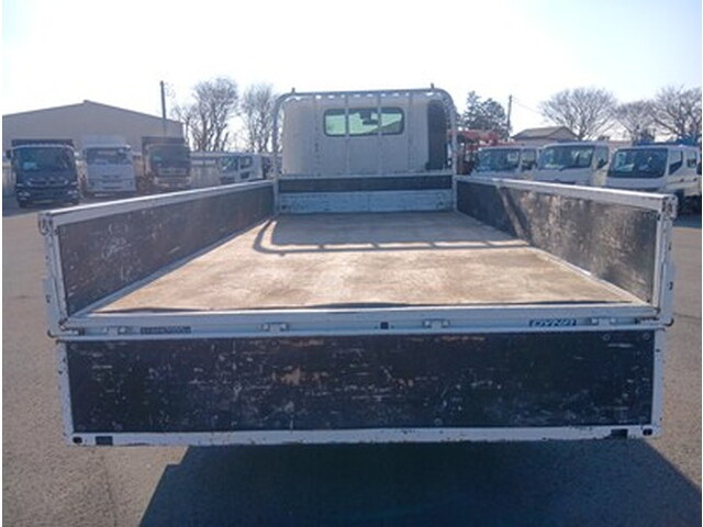 トヨタトヨエース平ボディ小型（2t・3t）[写真06]