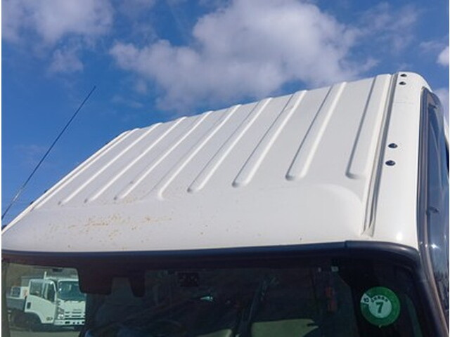 日野デュトロ平ボディ小型（2t・3t）[写真13]