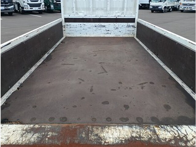 トヨタトヨエース平ボディ小型（2t・3t）[写真07]