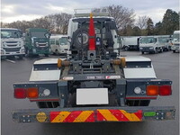 三菱ふそうファイターコンテナ専用車増トン（6t・8t）[写真06]