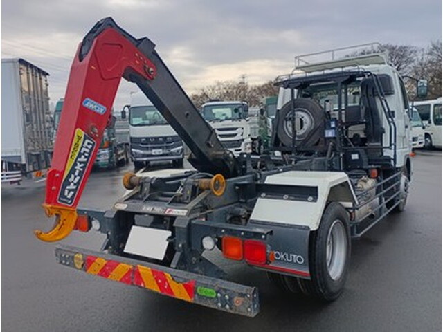 三菱ふそうファイターコンテナ専用車増トン（6t・8t）[写真07]