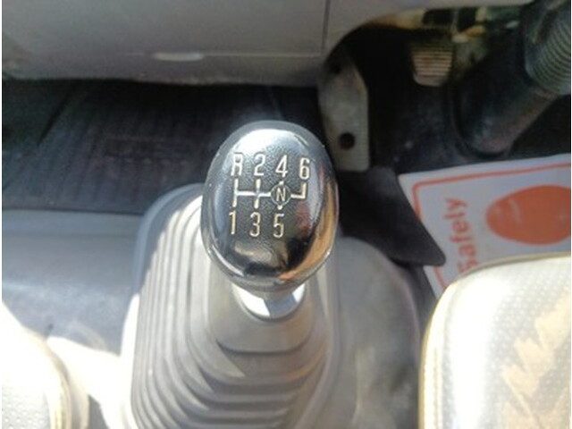 いすゞフォワードダンプ中型（4t）[写真27]