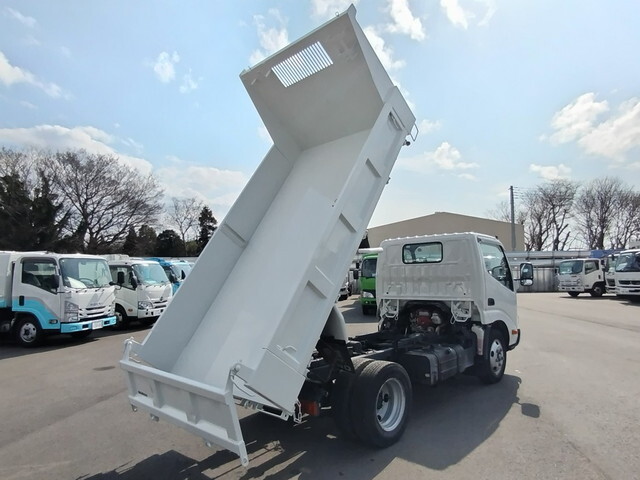 日野デュトロダンプ小型（2t・3t）[写真02]