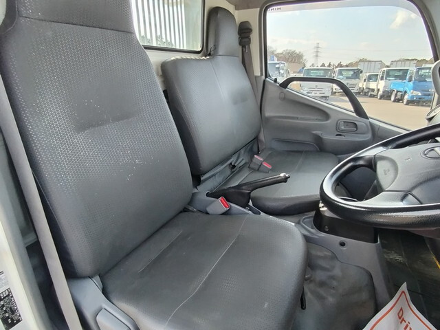 日野デュトロダンプ小型（2t・3t）[写真24]