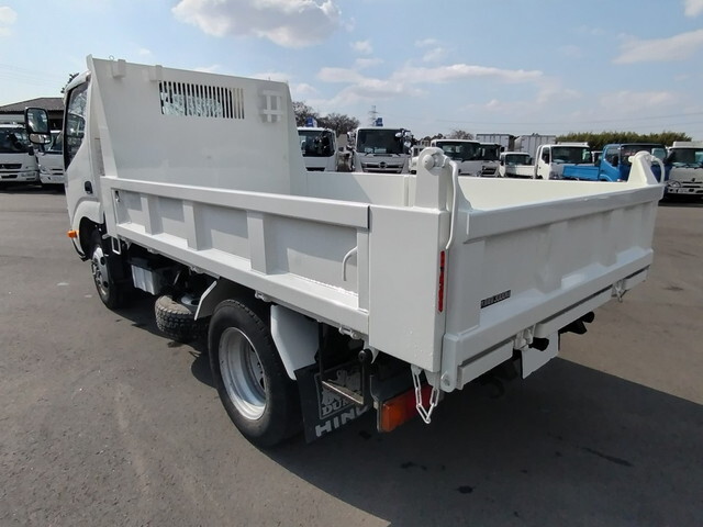 日野デュトロダンプ小型（2t・3t）[写真04]