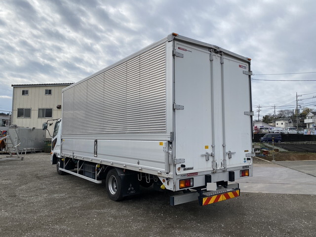 三菱ふそうファイターアルミウイング中型（4t）[写真05]