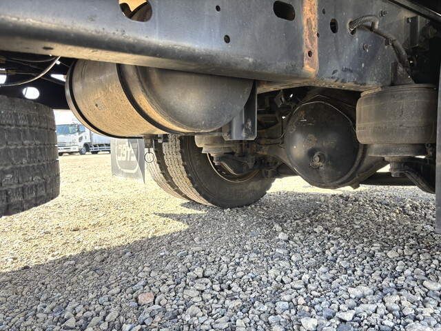 いすゞフォワードアルミブロック中型（4t）[写真14]