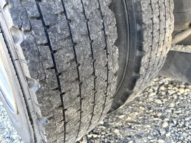 いすゞフォワードアルミブロック中型（4t）[写真15]