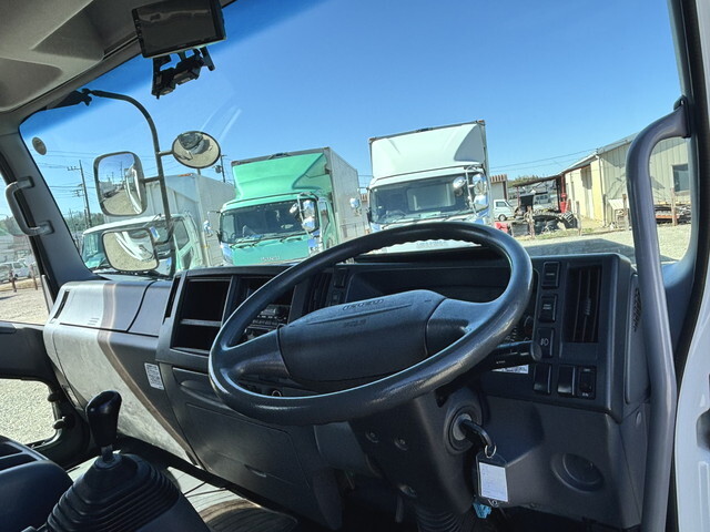 いすゞフォワードアルミブロック中型（4t）[写真27]