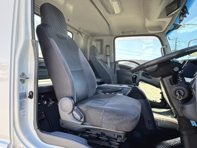 いすゞフォワードアルミブロック中型（4t）[写真29]