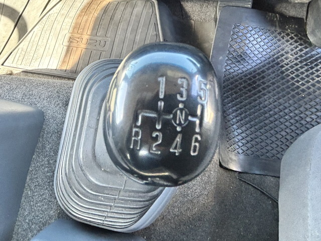 いすゞフォワードアルミブロック中型（4t）[写真33]