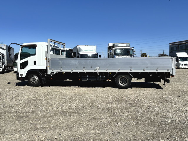 いすゞフォワードアルミブロック中型（4t）[写真06]