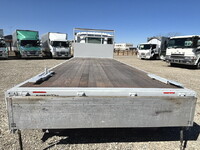 いすゞフォワードアルミブロック中型（4t）[写真08]