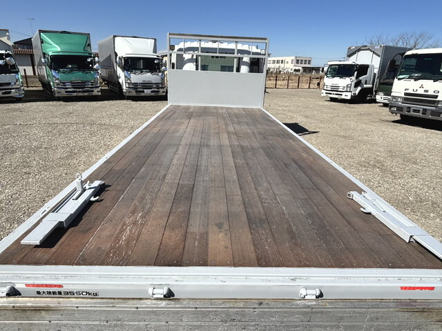 いすゞフォワードアルミブロック中型（4t）[写真08]