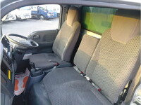 いすゞエルフ幌車小型（2t・3t）[写真22]