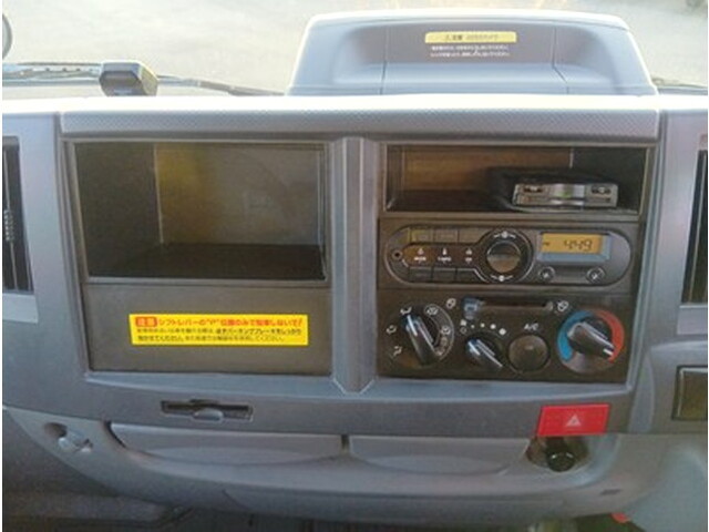 いすゞエルフ幌車小型（2t・3t）[写真23]