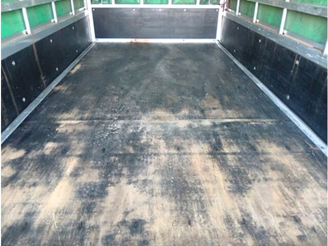 いすゞエルフ幌車小型（2t・3t）[写真07]