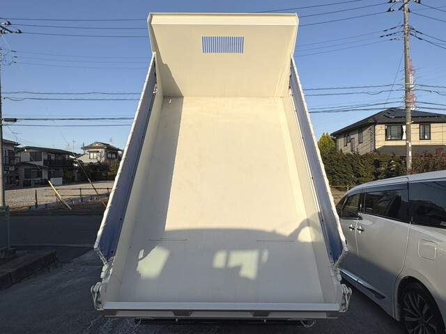 日野デュトロローダーダンプ小型（2t・3t）[写真10]