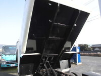 日野デュトロパッカー車（塵芥車）小型（2t・3t）[写真13]