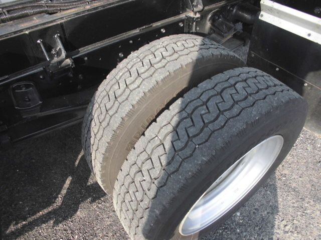 日野デュトロパッカー車（塵芥車）小型（2t・3t）[写真15]