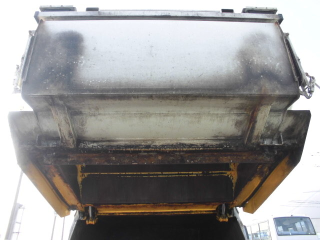 日野デュトロパッカー車（塵芥車）小型（2t・3t）[写真09]