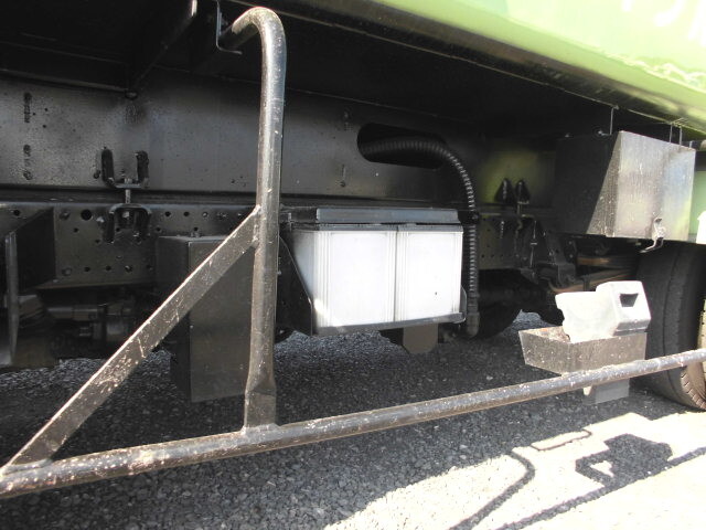 いすゞエルフパッカー車（塵芥車）小型（2t・3t）[写真15]