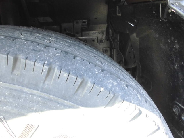 いすゞエルフパッカー車（塵芥車）小型（2t・3t）[写真21]