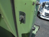 いすゞエルフパッカー車（塵芥車）小型（2t・3t）[写真08]