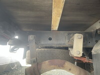 いすゞエルフ平ボディ小型（2t・3t）[写真16]