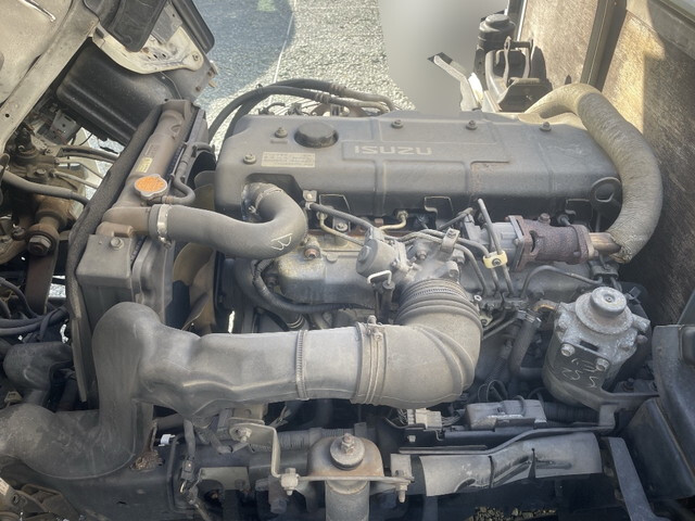 いすゞエルフ平ボディ小型（2t・3t）[写真20]