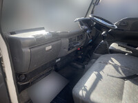 いすゞエルフ平ボディ小型（2t・3t）[写真23]