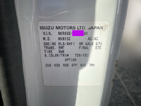 いすゞエルフ平ボディ小型（2t・3t）[写真38]