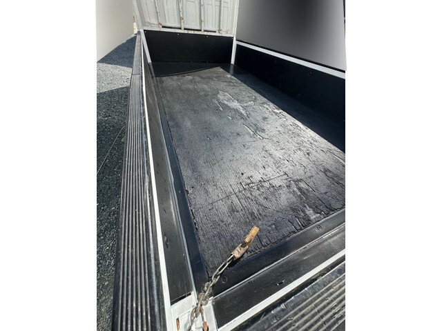 いすゞエルフ平ボディ小型（2t・3t）[写真04]